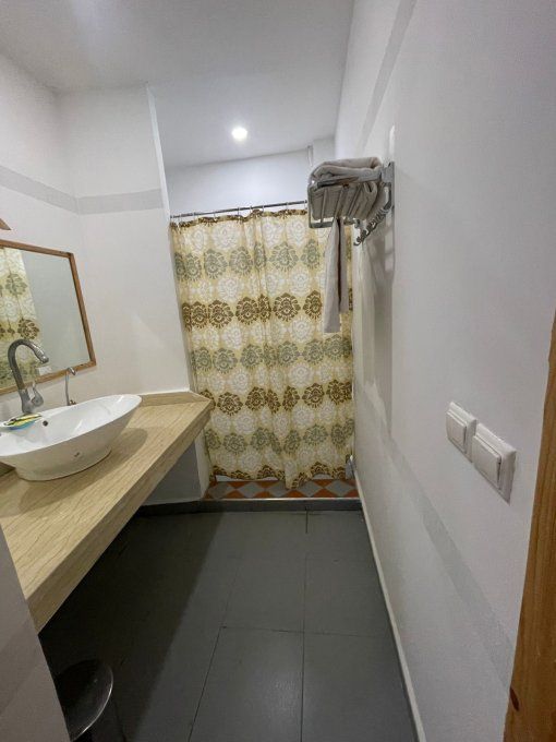 Chambre TRIPLE (3 PERSONNES) / P.Déjeuner OFFERT 